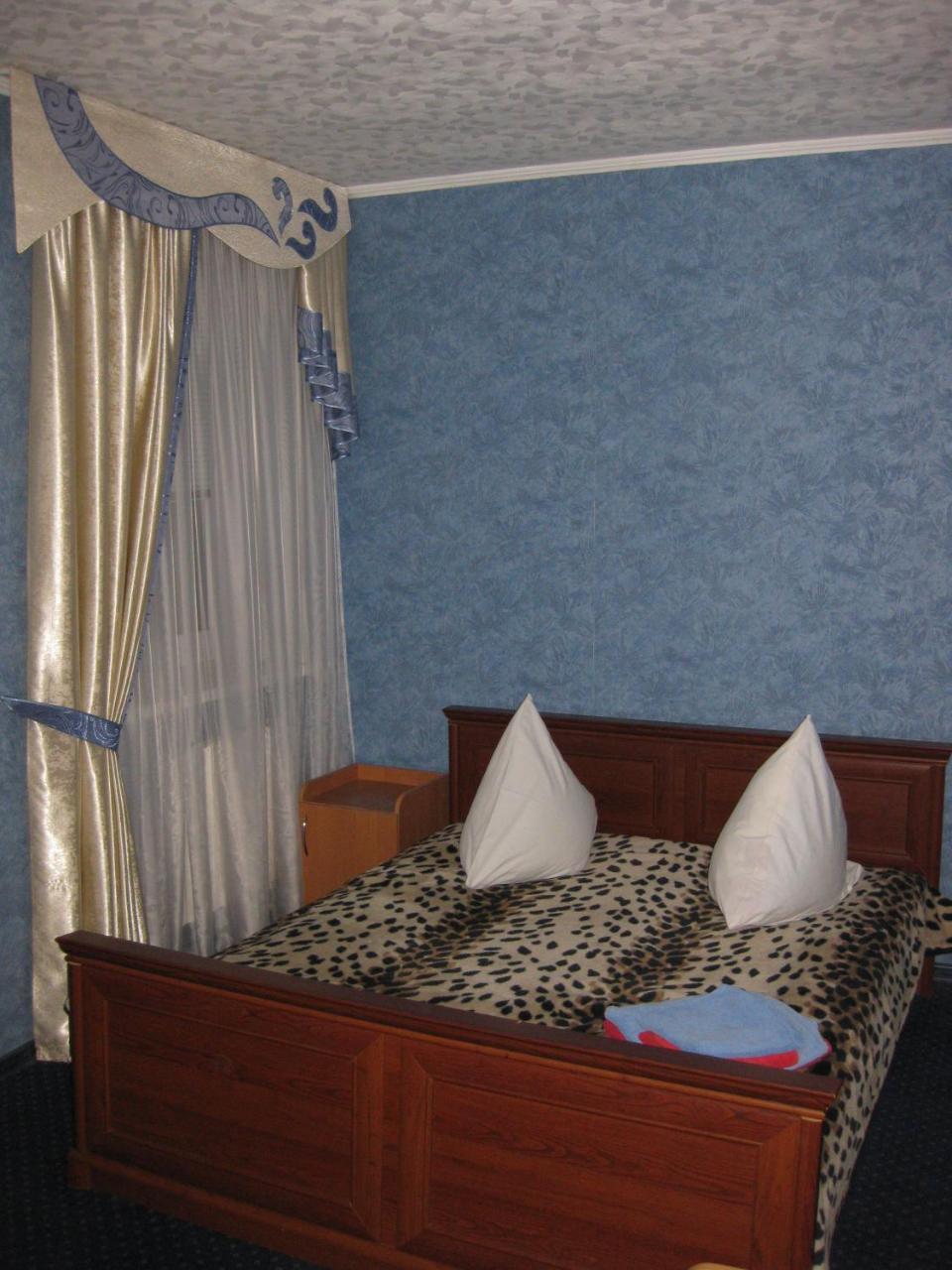 Hotel Dubrava Poltava Dış mekan fotoğraf